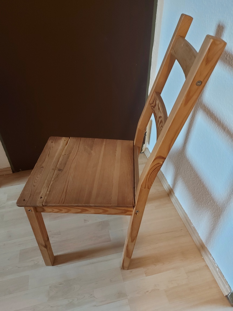 kaputter Stuhl weiterverwenden reparieren